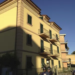 La Casa Di Aaron , Rapallo Italia